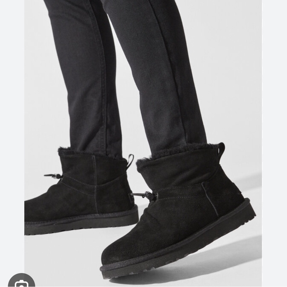 Ugg Classic Mini Toggle Black Women’s boots size 5 Brand New